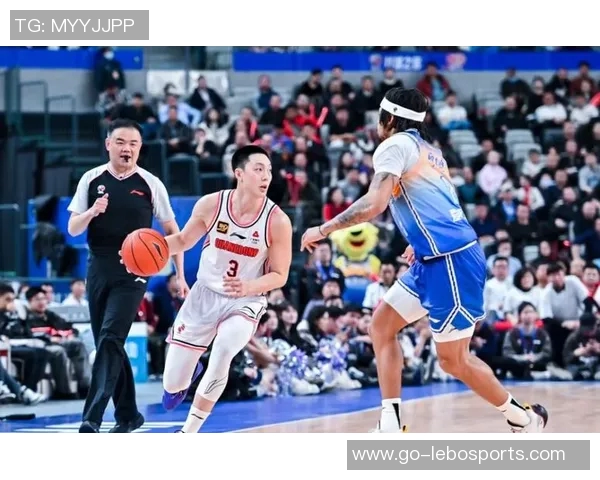 广东男篮生死战来袭CCTV5全程直播杜锋战术调整胡明轩全力防守哈维 广东男篮生死战来袭CCTV5全程直播杜锋战术调整胡明轩全力防守哈维