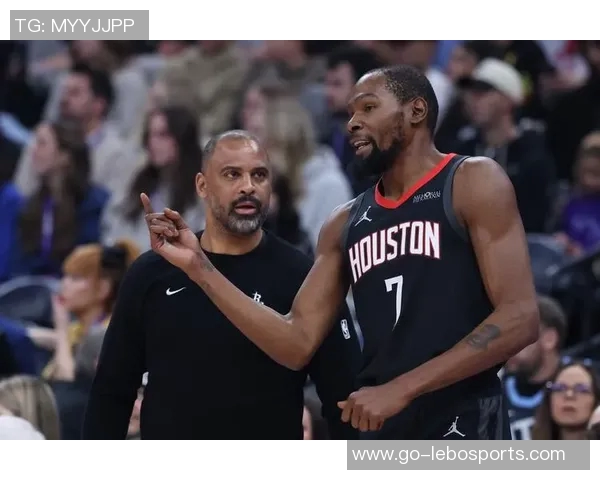 2016年火箭队与小牛队激战回顾:一场精彩绝伦的NBA季后赛对决分析 2016年火箭队与小牛队激战回顾:一场精彩绝伦的NBA季后赛对决分析